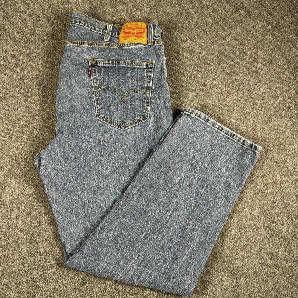 Levis 541 Denim Blue Jeans Mens 40x30 Light Wash Athletic Taper Stretch‎ Pants
